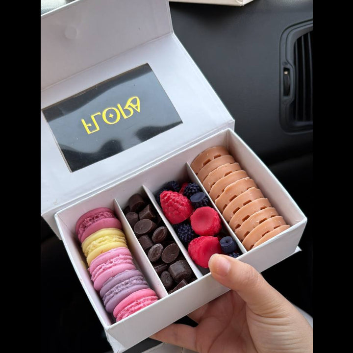 Wax melt box